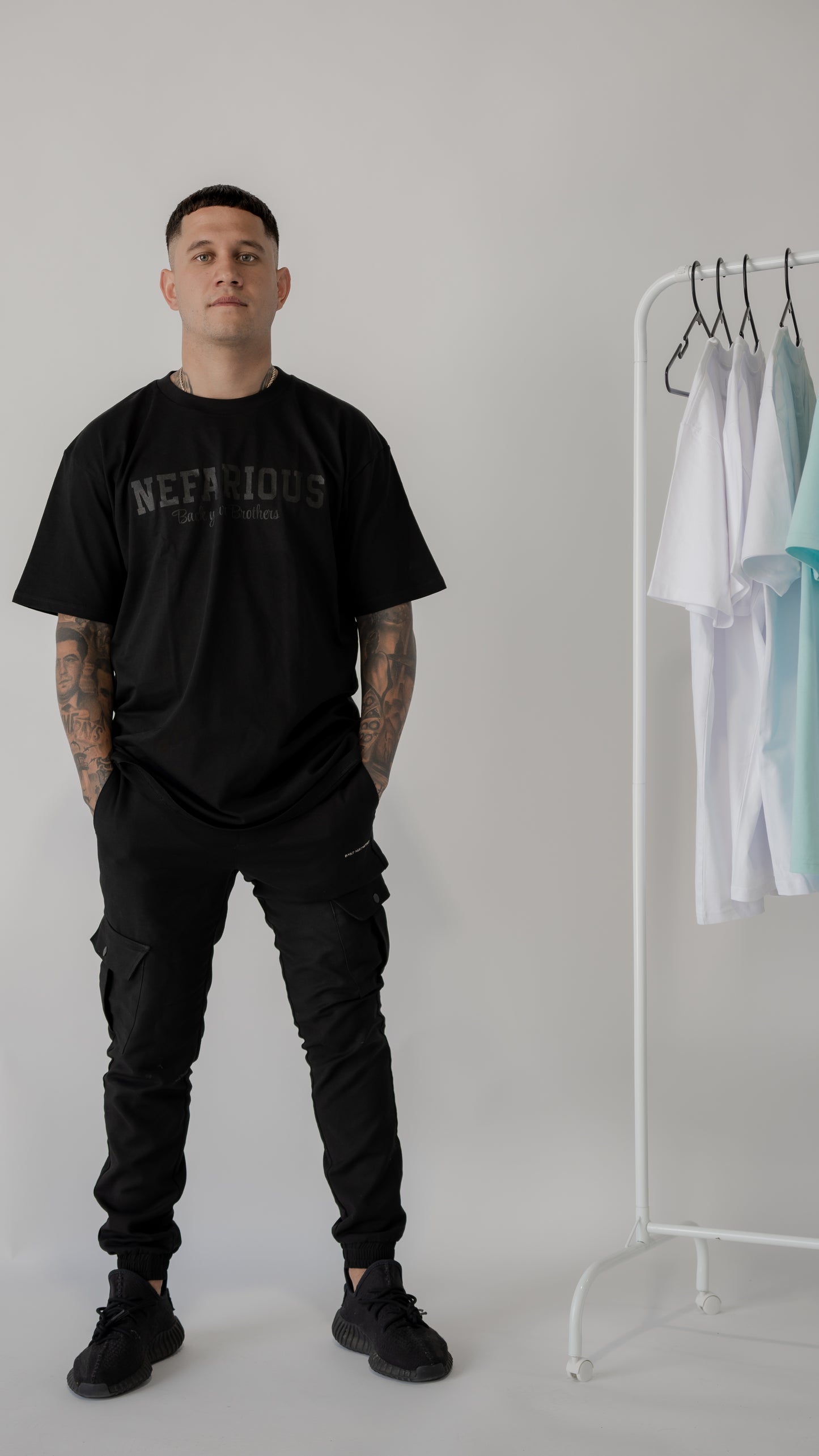 BACK YOUR BROTHERS - BLACK ON BLACK